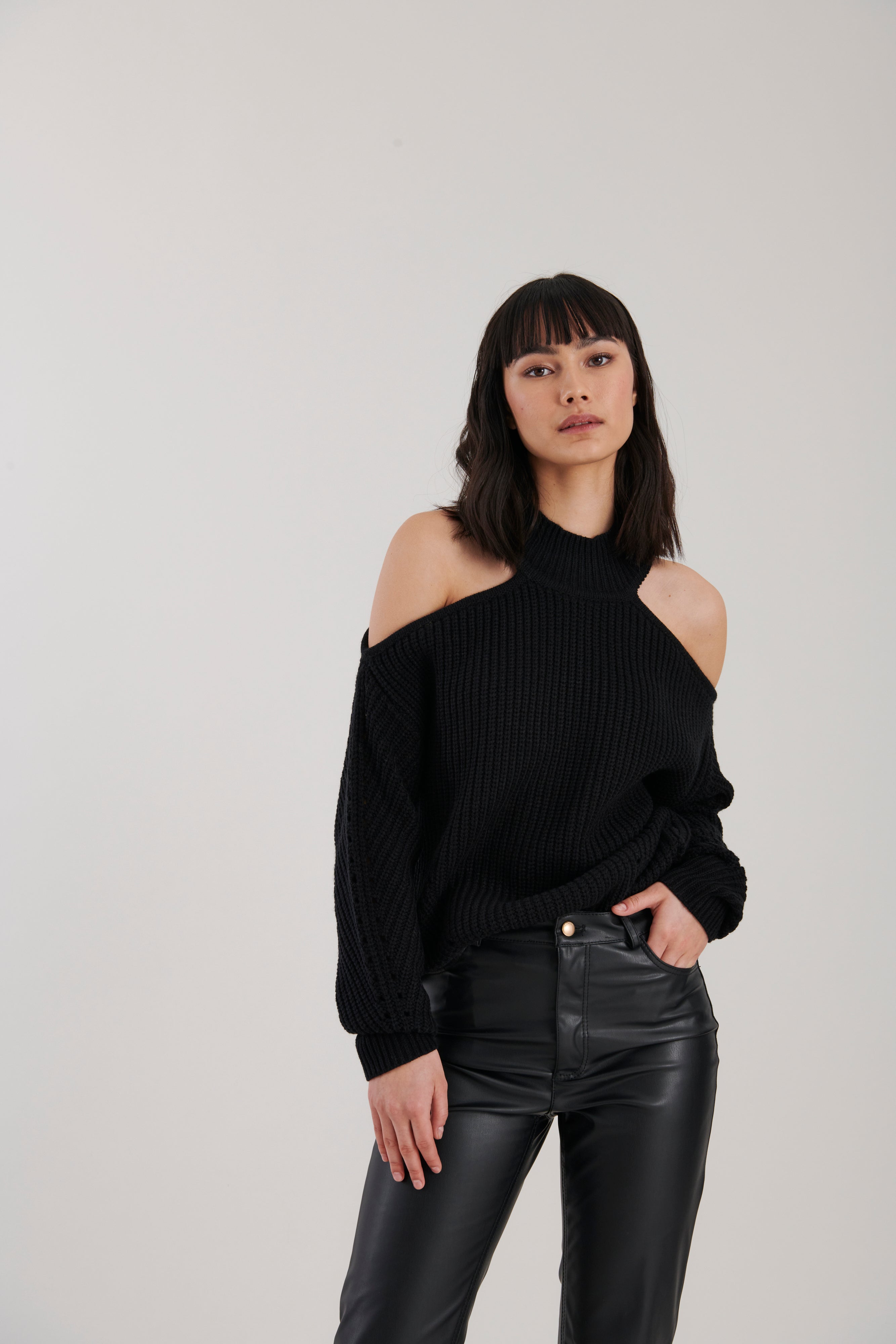 ROWAN – LINE THE LABEL